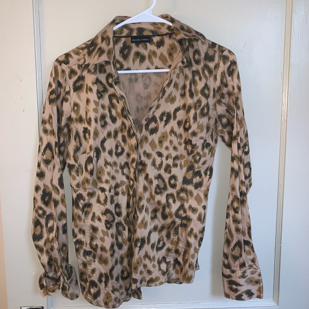 Women’s New York & Company Stretch Button Down Shirt